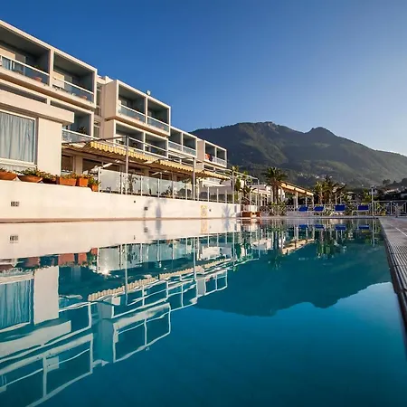Elma Park Terme & 4*